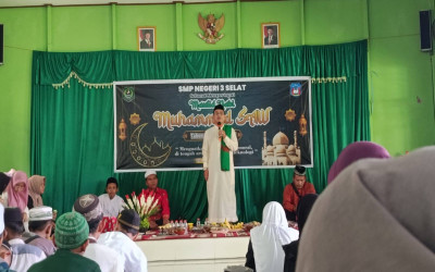 SMPN 3 Selat Gelar Maulid Nabi: Perkuat Iman di Tengah Arus Modernisasi